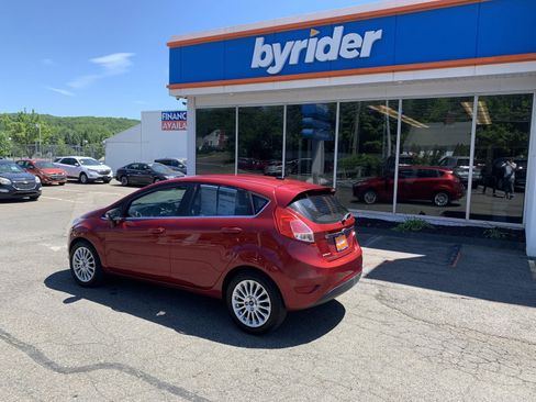 Used 2016 Ford Fiesta Titanium FWD image 4