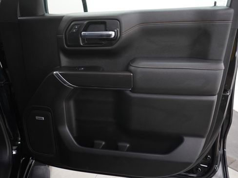 Used 2022 GMC Sierra 1500 AT4 w/ AT4 Premium Package image 12