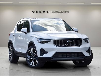 Used 2025 Volvo XC40 B5 Ultra w/ Protection Package Premier