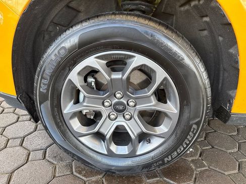 Used 2022 Ford Maverick XLT FWD image 13