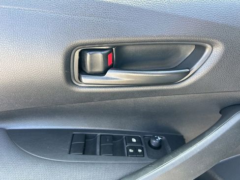 Used 2023 Toyota Corolla LE image 17