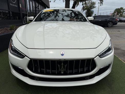 Used 2019 Maserati Ghibli GranLusso RWD image 2