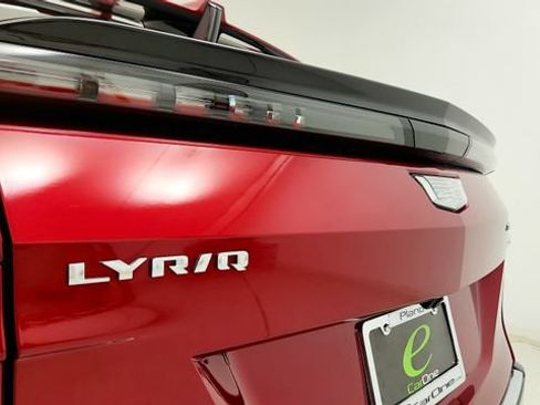 Used 2024 Cadillac Lyriq Luxury AWD/4WD image 27
