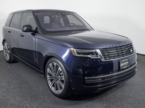 Used 2023 Land Rover Range Rover SE AWD/4WD image 13