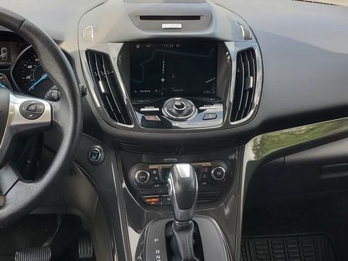 Used 2016 Ford Escape Titanium w/ Canadian Touring Package AWD/4WD image 27