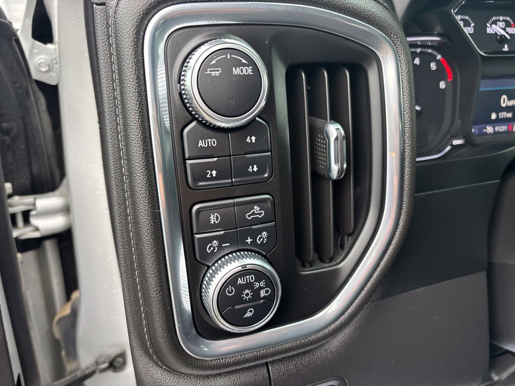 Used 2022 GMC Sierra 1500 SLT w/ SLT Premium Package AWD/4WD image 22