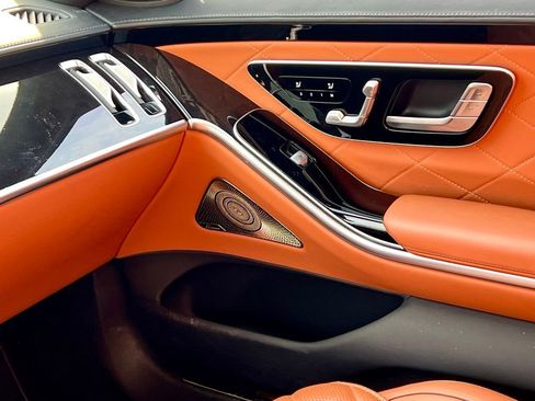 Certified 2023 Mercedes-Benz S 580 4MATIC Sedan image 11