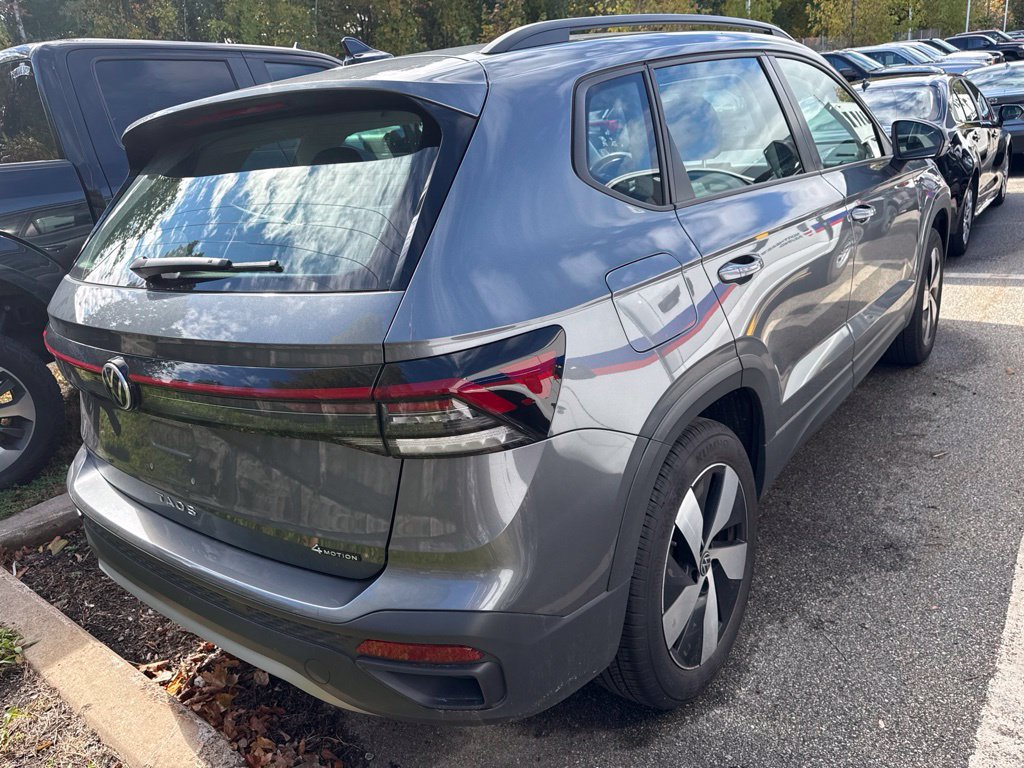 Used 2025 Volkswagen Taos S AWD/4WD image 6