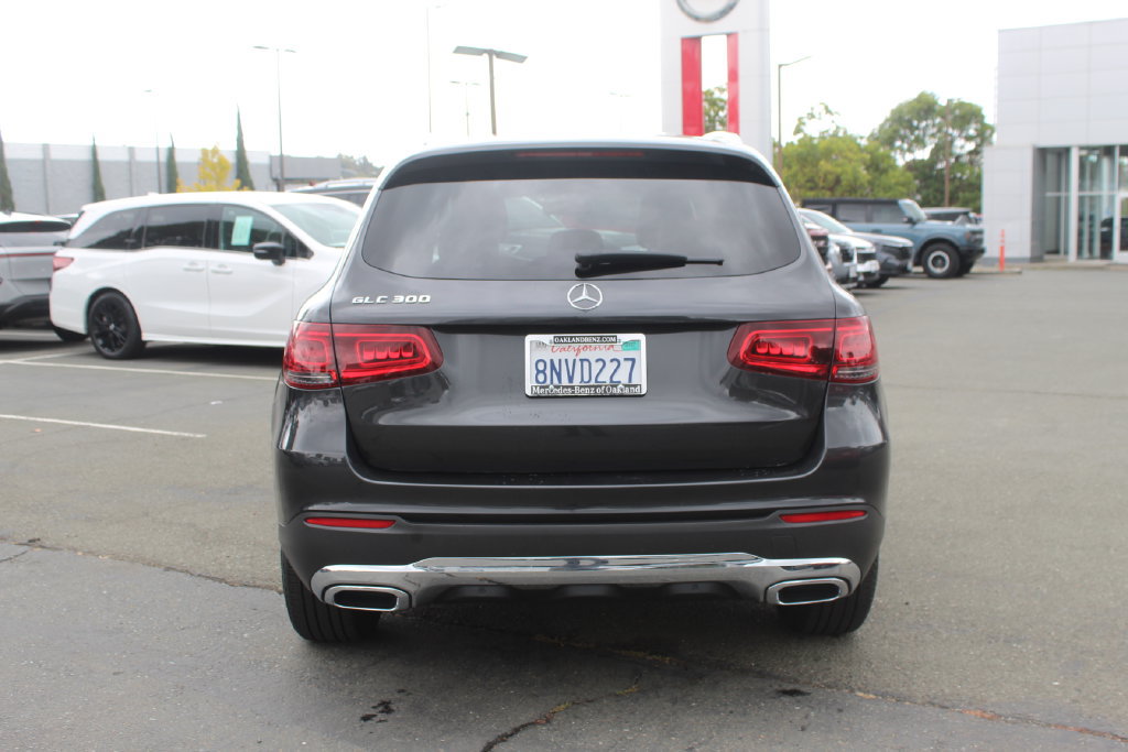Used 2020 Mercedes-Benz GLC 300 image 8