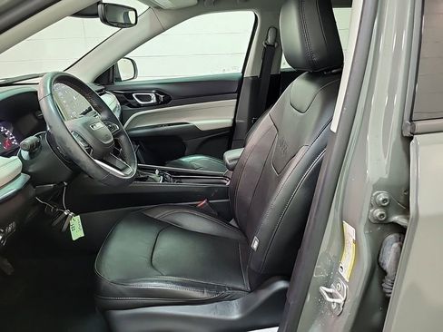 Used 2022 Jeep Compass Limited AWD/4WD image 5