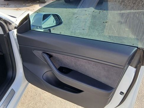 Used 2020 Tesla Model 3 Performance image 22