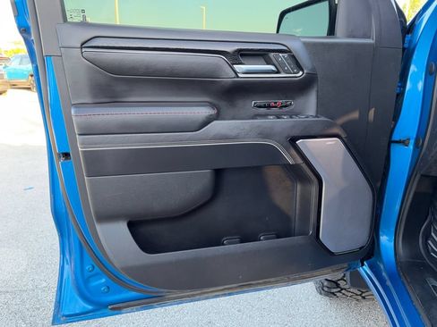 Used 2022 GMC Sierra 1500 AT4X AWD/4WD image 17