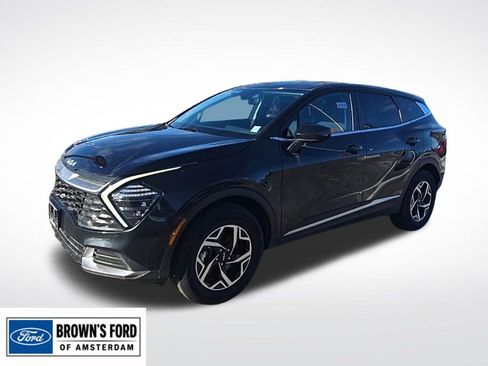 Used 2024 Kia Sportage LX AWD/4WD image 4