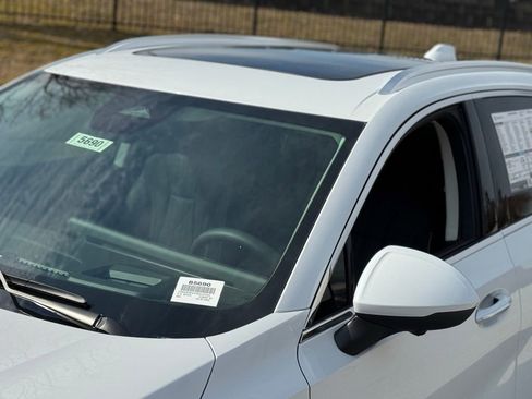 New 2026 Buick Envision Avenir image 10