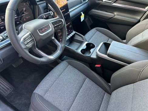 New 2026 GMC Terrain Elevation AWD/4WD image 10
