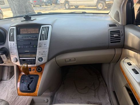 Used 2005 Lexus RX 330 FWD image 27