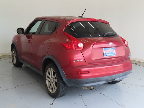 Used 2013 Nissan Juke SL FWD image 6