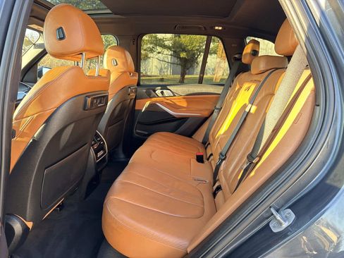 Used 2022 BMW X5 xDrive40i w/ Premium Package image 15