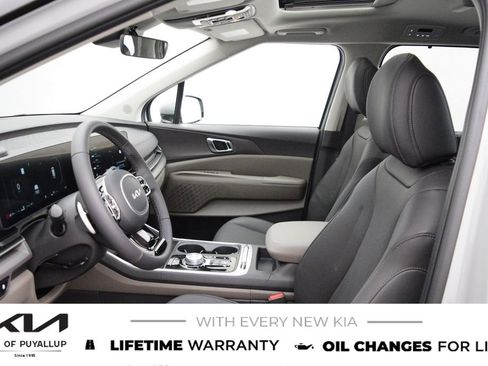 New 2026 Kia Carnival SX FWD image 10