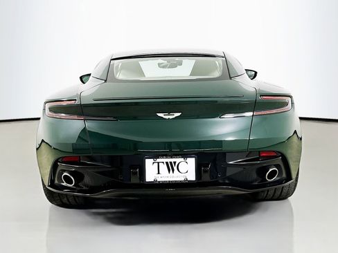 Used 2017 Aston Martin DB11 V12 RWD image 6
