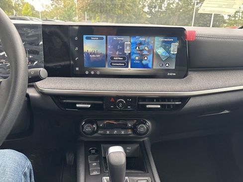 New 2026 Nissan Kicks SV w/ SV Premium Package image 11