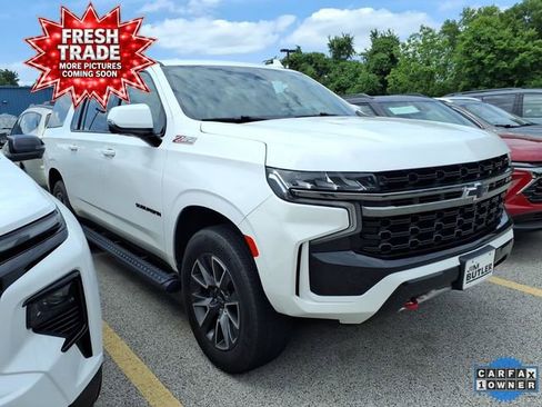 Used 2022 Chevrolet Suburban Z71 w/ Luxury Package AWD/4WD image 5