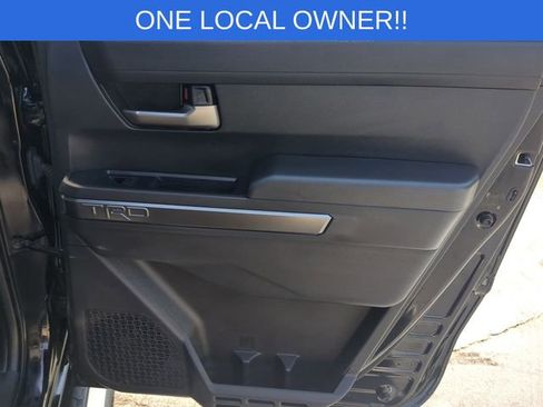 Used 2025 Toyota Tacoma TRD Sport AWD/4WD image 33