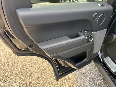 Used 2022 Land Rover Range Rover Sport HSE Silver Edition image 21