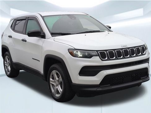 Used 2023 Jeep Compass Sport AWD/4WD image 8