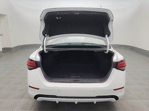 Used 2024 Nissan Sentra SV image 29