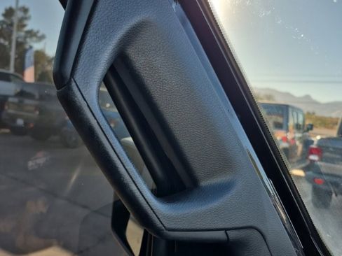 Used 2018 Jeep Wrangler Unlimited Rubicon image 39