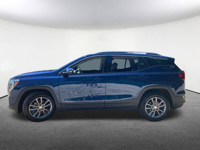 Used 2022 GMC Terrain SLT AWD/4WD image 5