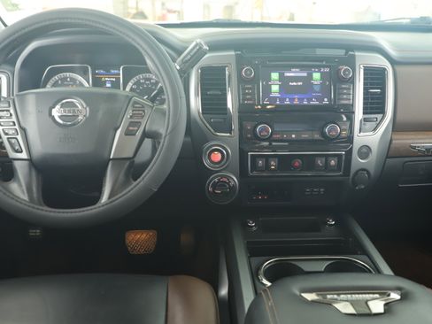 Used 2019 Nissan Titan Platinum Reserve w/ Platinum Utility Package image 20