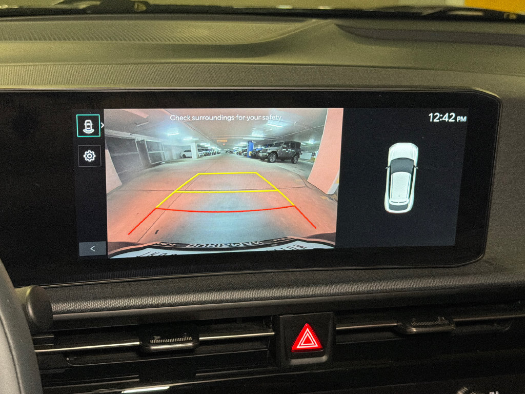 Certified 2025 Kia EV6 Light AWD/4WD image 28