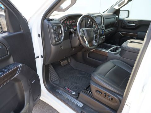 Used 2021 Chevrolet Silverado 1500 LT Trail Boss w/ Convenience Package II AWD/4WD image 13