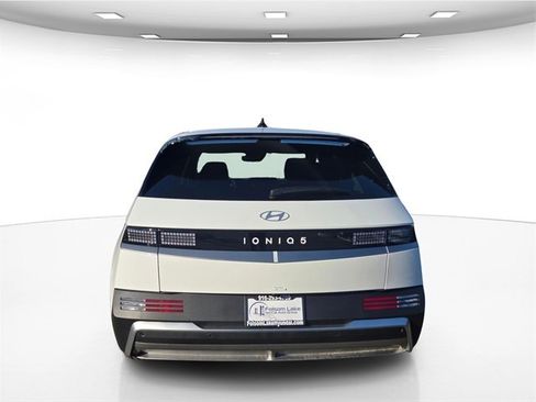 New 2026 Hyundai Ioniq 5 SEL image 8