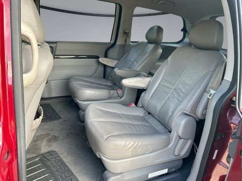 Used 2014 Kia Sedona EX FWD image 27
