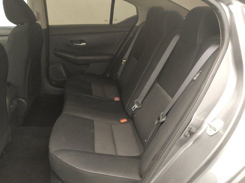 Used 2023 Nissan Sentra SV FWD image 18