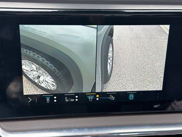 Used 2023 GMC Sierra 1500 Denali w/ Technology Package AWD/4WD image 31