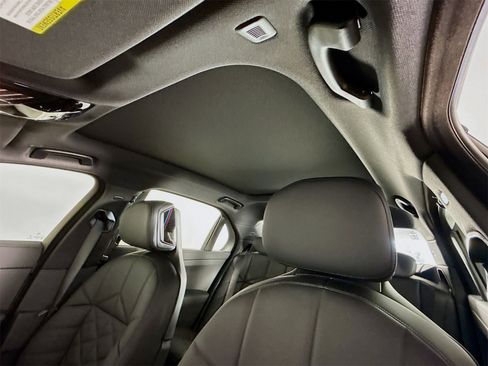 New 2026 BMW 740i image 23