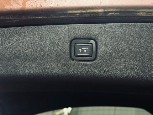 Used 2023 Chevrolet Blazer LT w/ Convenience Package image 12