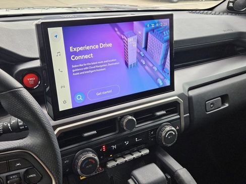 Used 2025 Toyota 4Runner TRD Off-Road Premium image 14