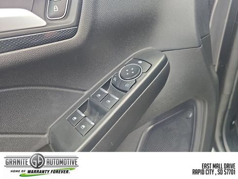 Used 2024 Ford Escape ST-Line AWD/4WD image 12