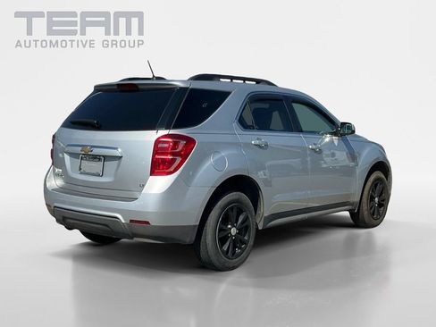 Used 2017 Chevrolet Equinox LT w/ Convenience Package FWD image 7