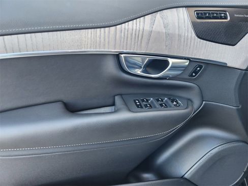 Used 2022 Volvo XC90 T6 Inscription image 22