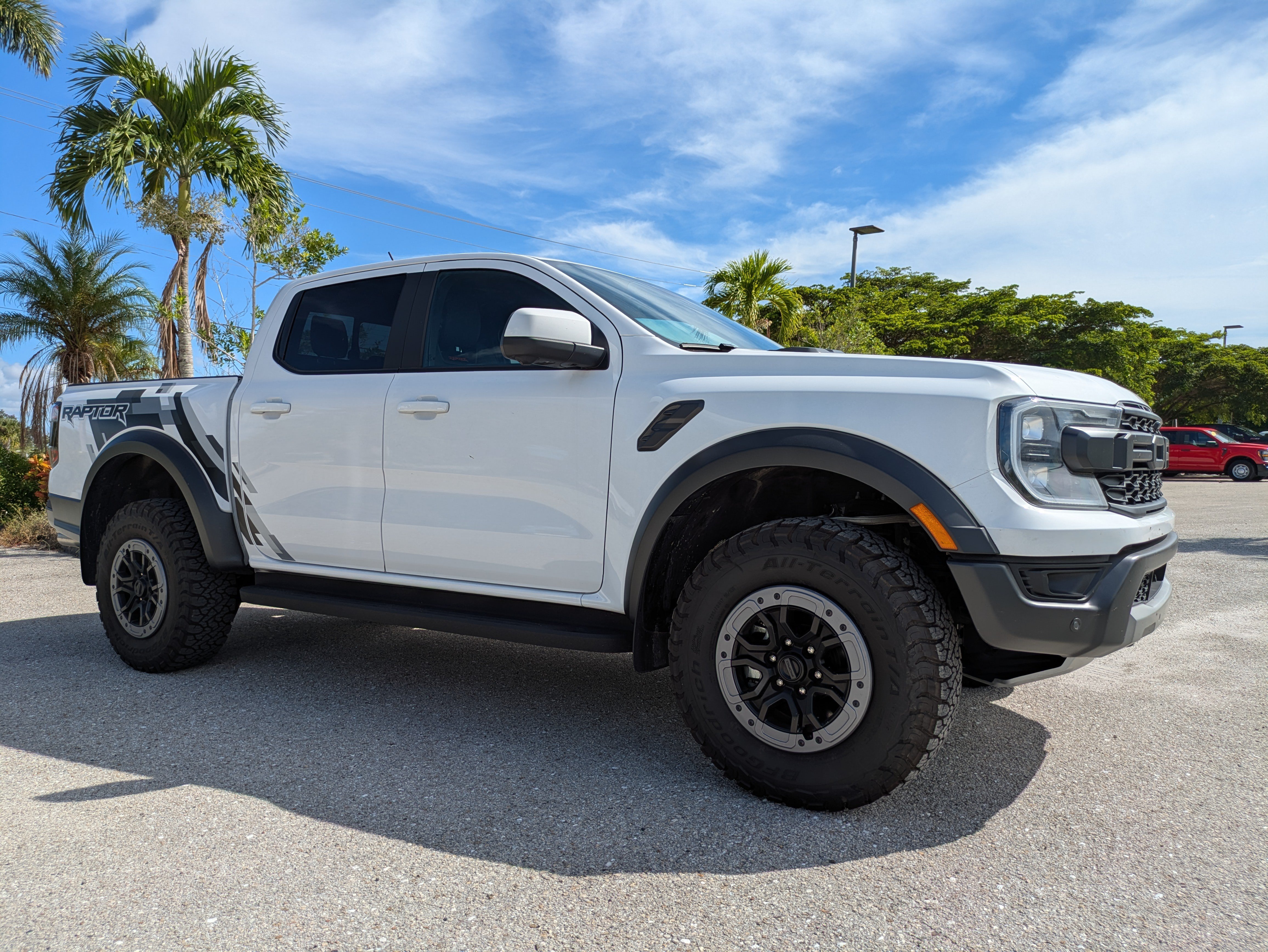 Used 2026 Ford Ranger Raptor AWD/4WD image 2