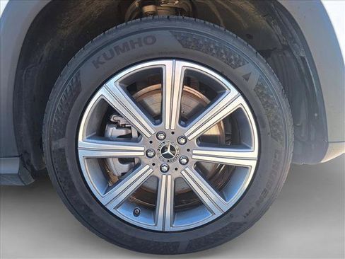 Used 2023 Mercedes-Benz GLS 450 4MATIC image 20