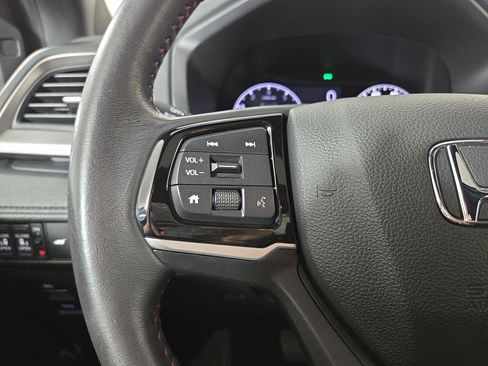 Used 2025 Honda Odyssey Sport-L image 16