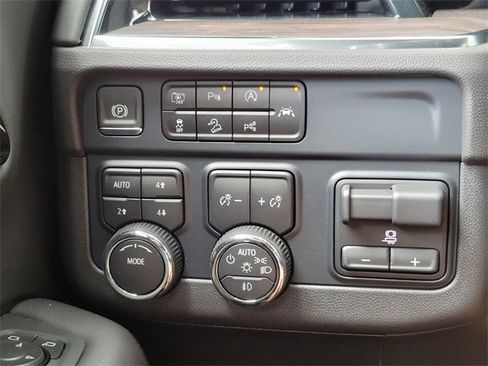 New 2025 Chevrolet Tahoe LT w/ Comfort Package image 20