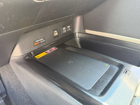 Used 2025 Toyota Camry LE w/ Convenience Package FWD image 18